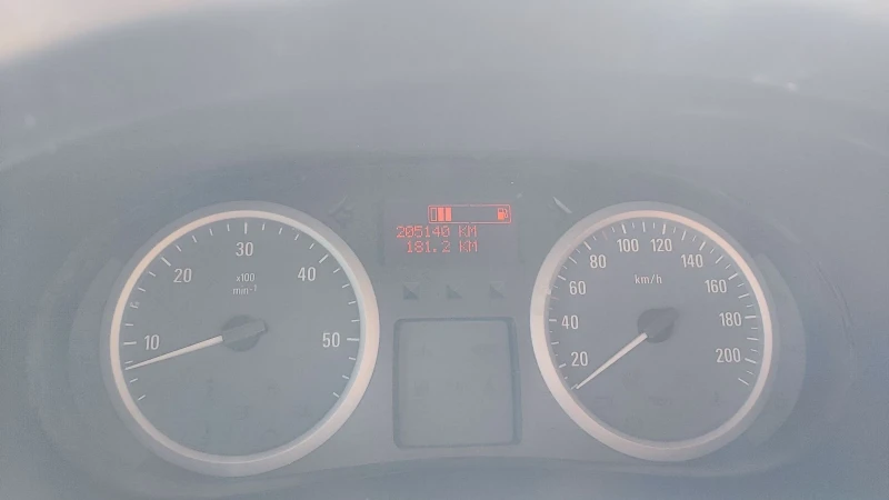 Opel Vivaro 2.2 cdti, снимка 12 - Бусове и автобуси - 51507454