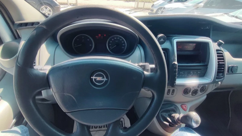 Opel Vivaro 2.2 cdti, снимка 11 - Бусове и автобуси - 51507454