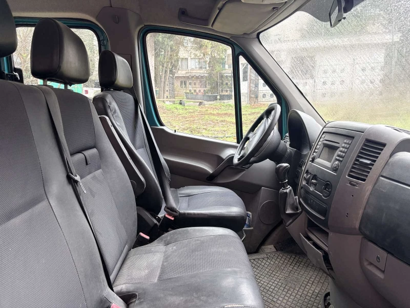 Mercedes-Benz Sprinter 316 Двойна кабина 6 + 1, снимка 8 - Бусове и автобуси - 53132230
