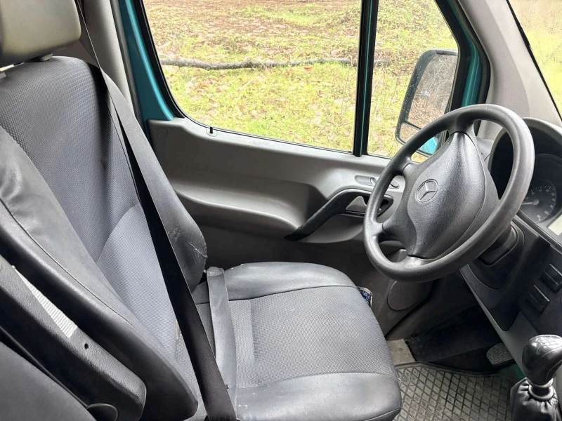 Mercedes-Benz Sprinter 316 Двойна кабина 6 + 1, снимка 6 - Бусове и автобуси - 53132230