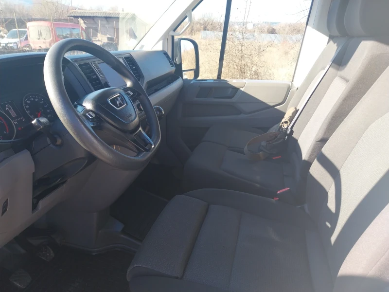 VW Crafter 2.0 TDI, снимка 6 - Бусове и автобуси - 53167939