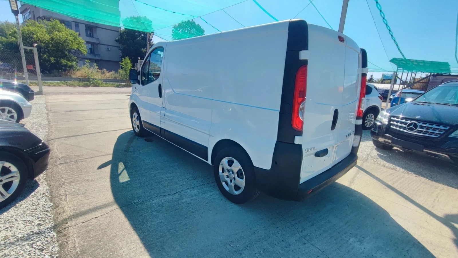 Opel Vivaro 2.2 cdti - изображение 7