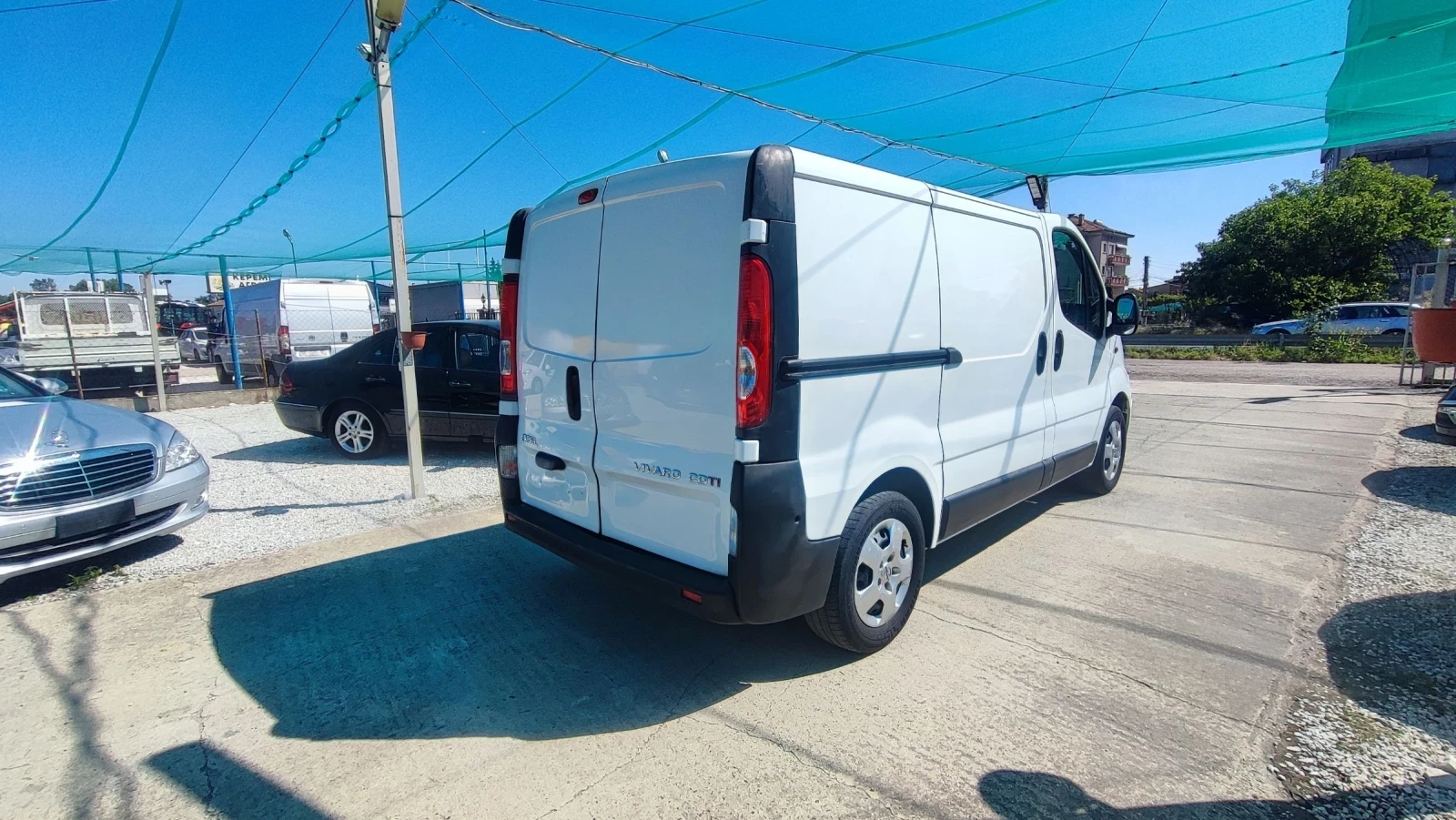 Opel Vivaro 2.2 cdti - изображение 5