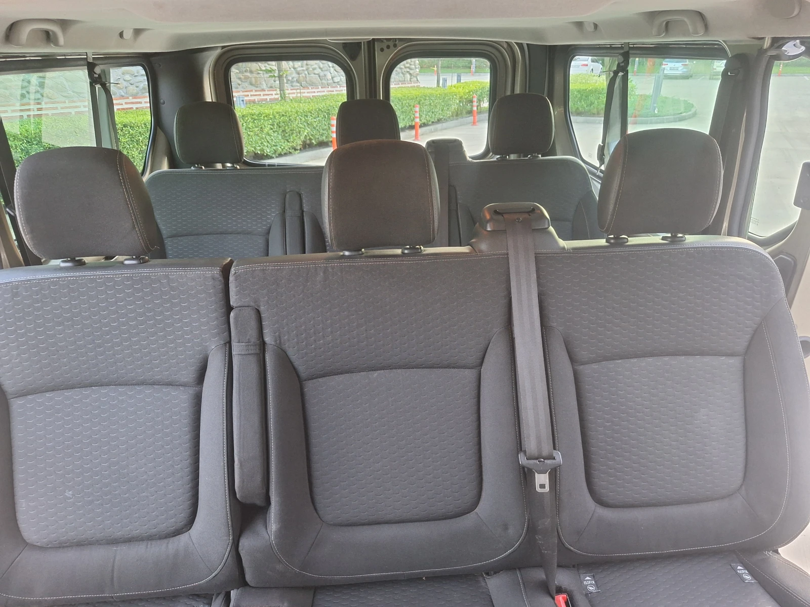 Opel Vivaro 1.6 CDTI BI-TURBO LONG 8+ 1, снимка 11 - Бусове и автобуси - 55076197