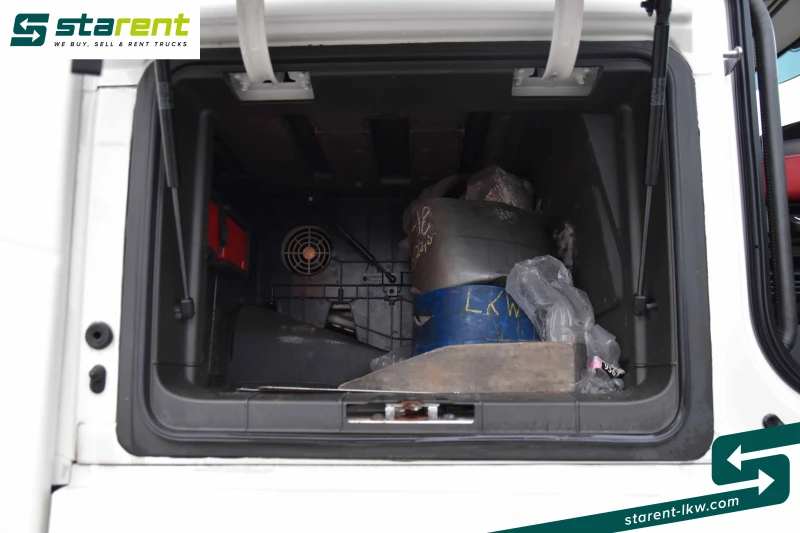 Volvo Fh SZM25127, снимка 12 - Камиони - 52737267