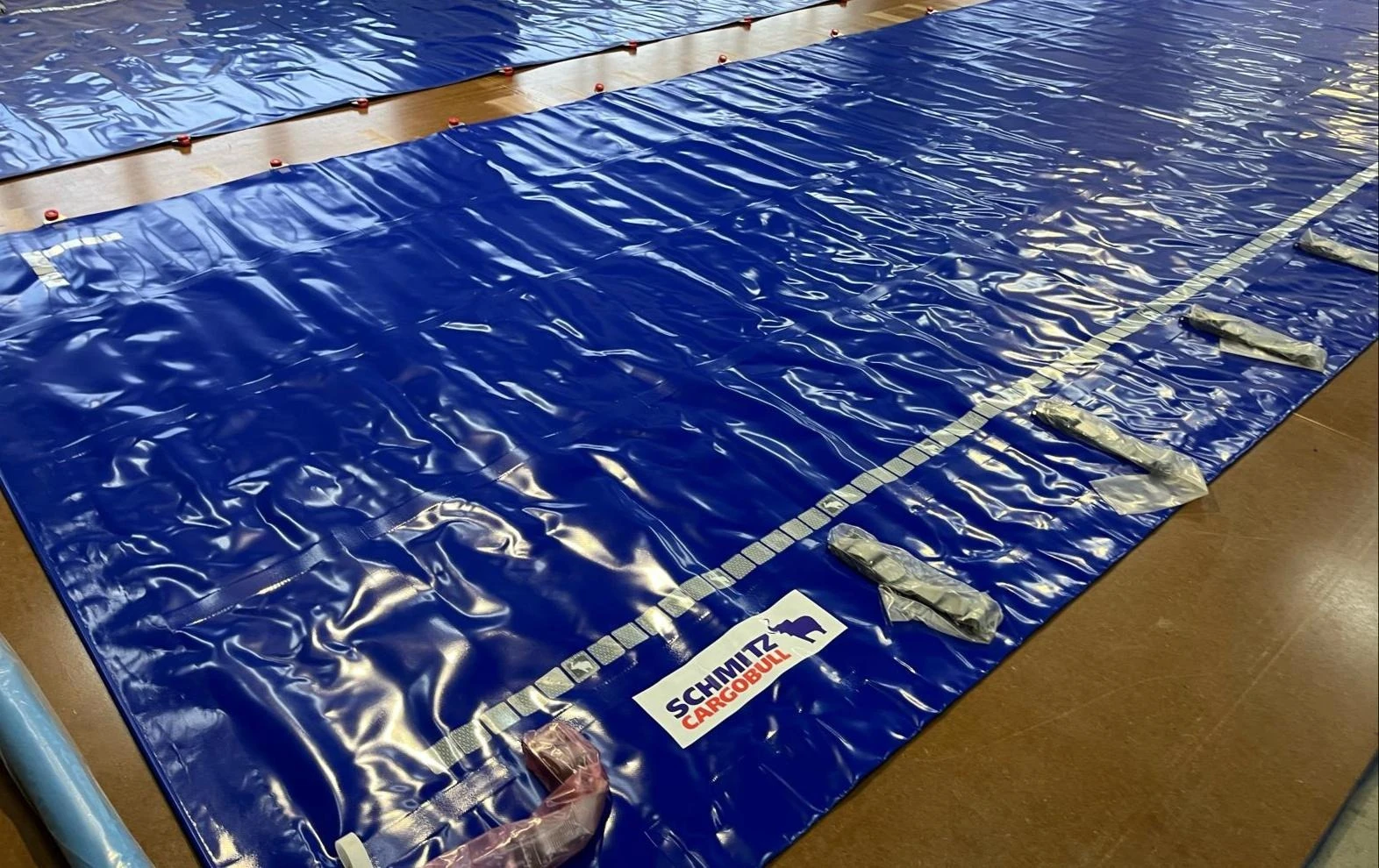  Schmitz *  *  | Mobile.bg   4