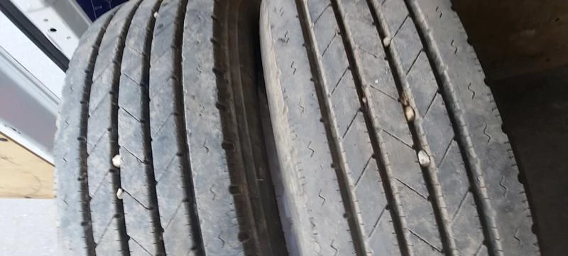 Гуми Летни 245/70R19.5, снимка 2 - Гуми и джанти - 32788754