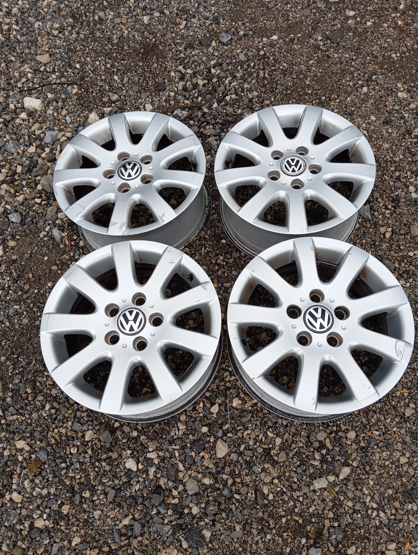   VW Touran | Mobile.bg   1