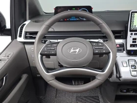Hyundai Staria 2.2 Automatic, снимка 12