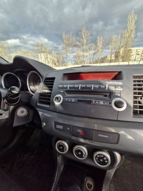 Mitsubishi Lancer с ГАЗ, снимка 8