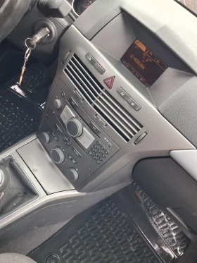 Opel Astra 1.6 105к.с Фейслифт Ксенон Автопилот Подгрев  - 2500 € / 4889.57 лв. - 48341023 10