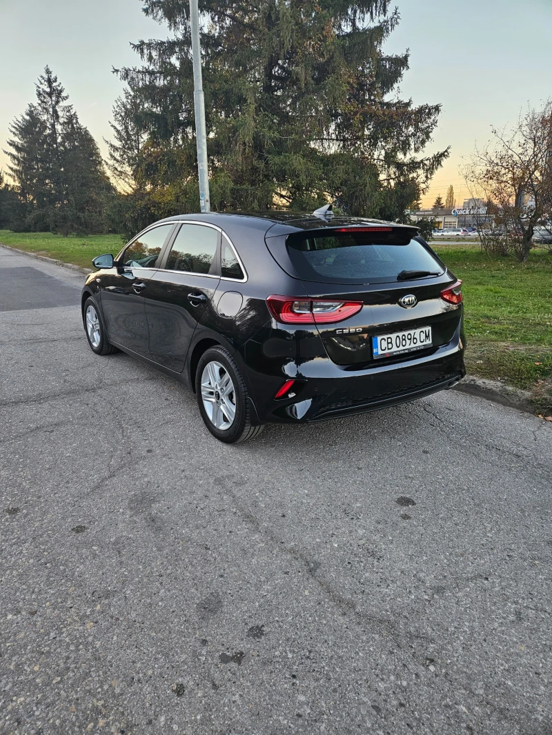 Kia Ceed, снимка 3 - Автомобили и джипове - 47882534