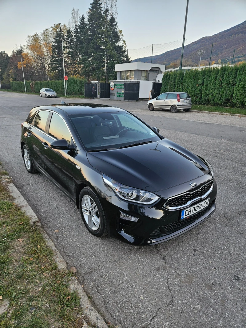 Kia Ceed, снимка 2 - Автомобили и джипове - 47882534