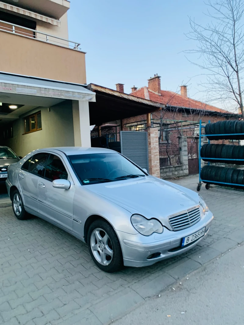 Mercedes-Benz C 220 C220 CDI, снимка 1 - Автомобили и джипове - 49069714