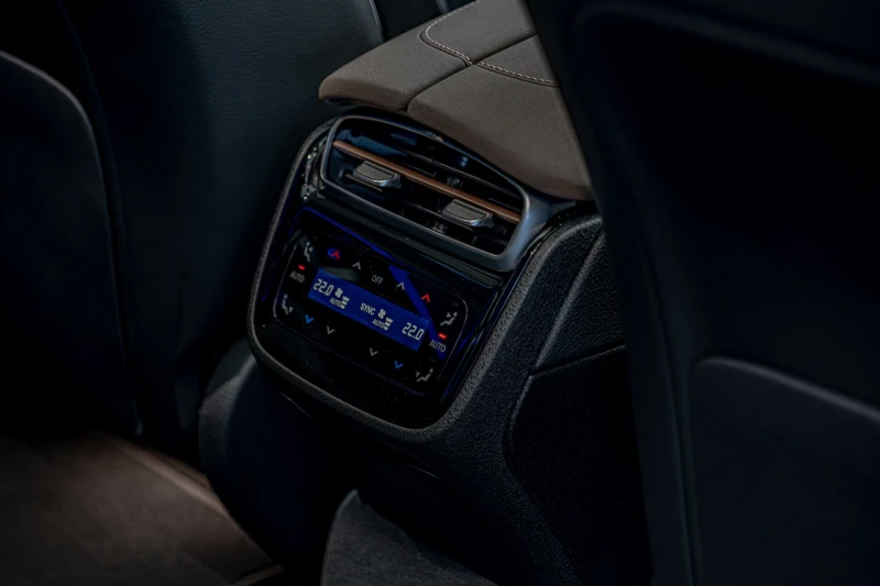 Mercedes-Benz EQS 450+ /Burmester/Подгрев/AirMatic/Virtual/AmbientPl, снимка 10 - Автомобили и джипове - 50339721
