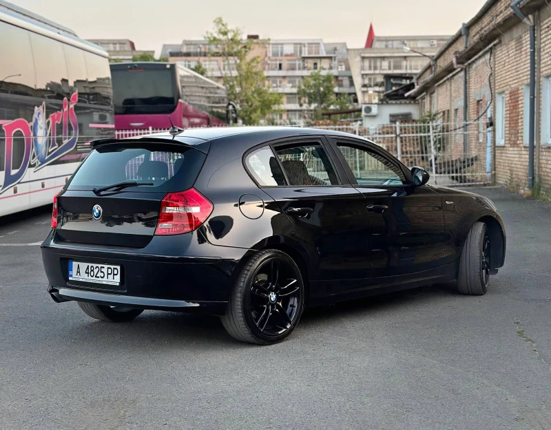 BMW 120 Facelift, снимка 4 - Автомобили и джипове - 52444322