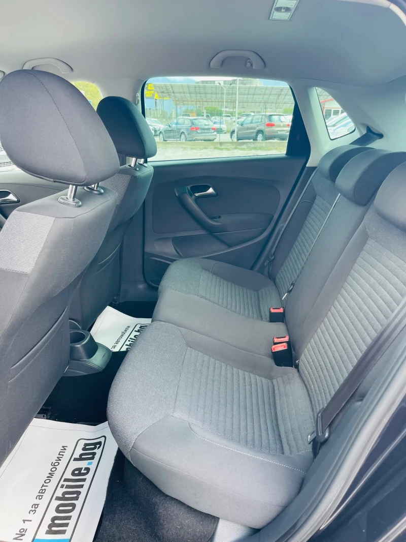 VW Polo 1.6 TDI Comfortline * Сервизна книжка* , снимка 11 - Автомобили и джипове - 52633570