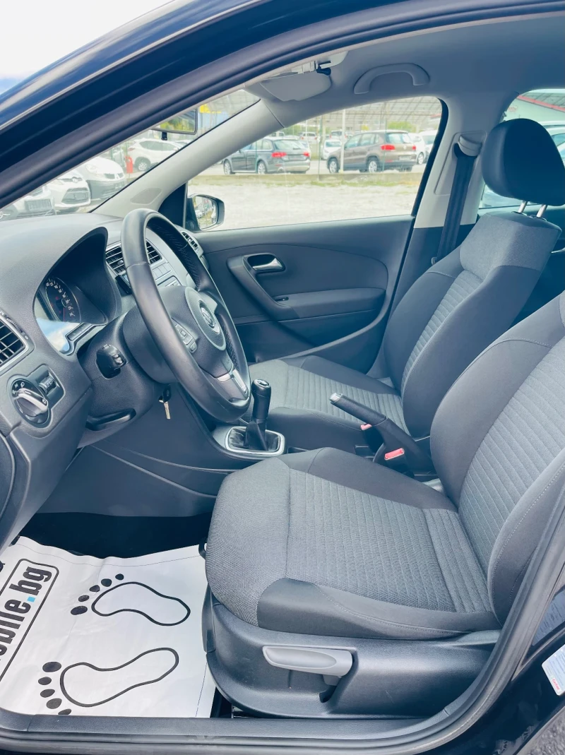 VW Polo 1.6 TDI Comfortline * Сервизна книжка* , снимка 9 - Автомобили и джипове - 52633570