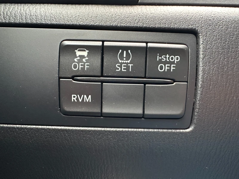 Mazda 3 1.5d 105 к.с., снимка 15 - Автомобили и джипове - 52221958