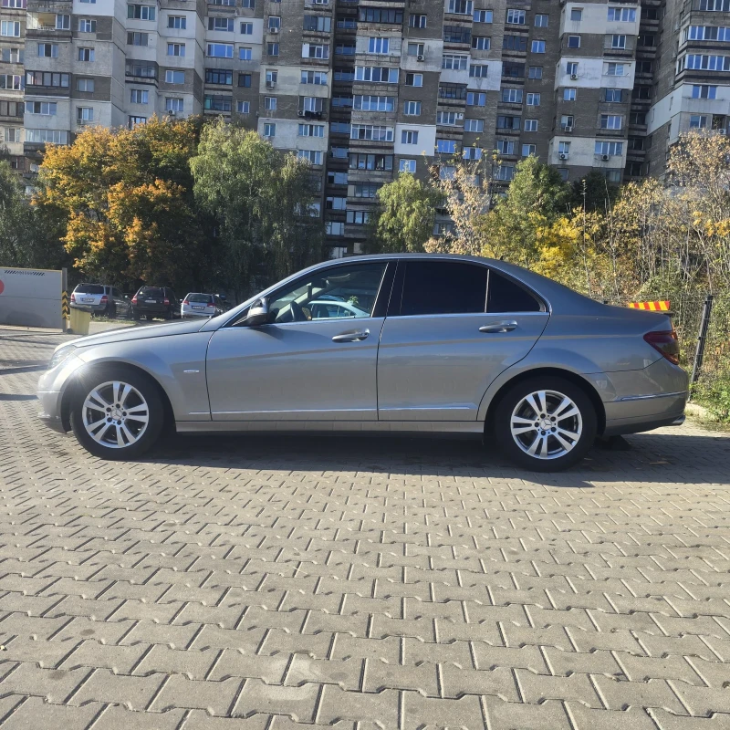 Mercedes-Benz C 200, снимка 5 - Автомобили и джипове - 52222234