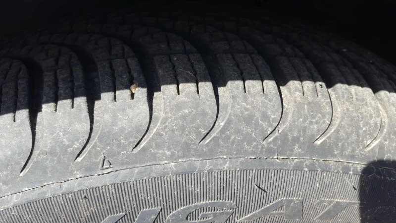 Nissan Primera 1.6 Газова Уредба, снимка 4 - Автомобили и джипове - 52394792