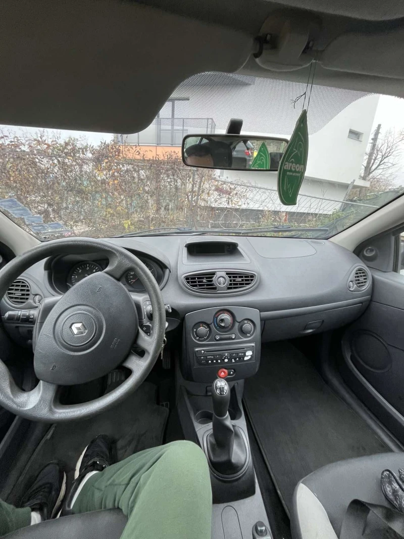 Renault Clio 1.5dCi, снимка 5 - Автомобили и джипове - 52605516