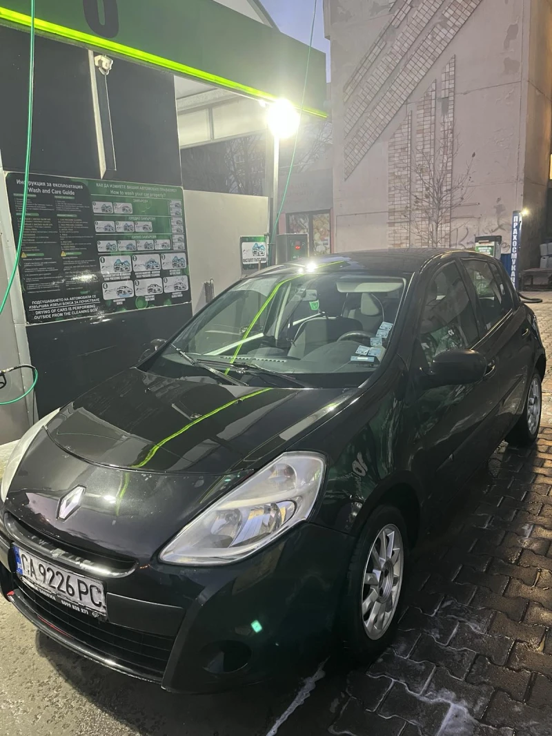 Renault Clio 1.5dCi, снимка 2 - Автомобили и джипове - 52605516