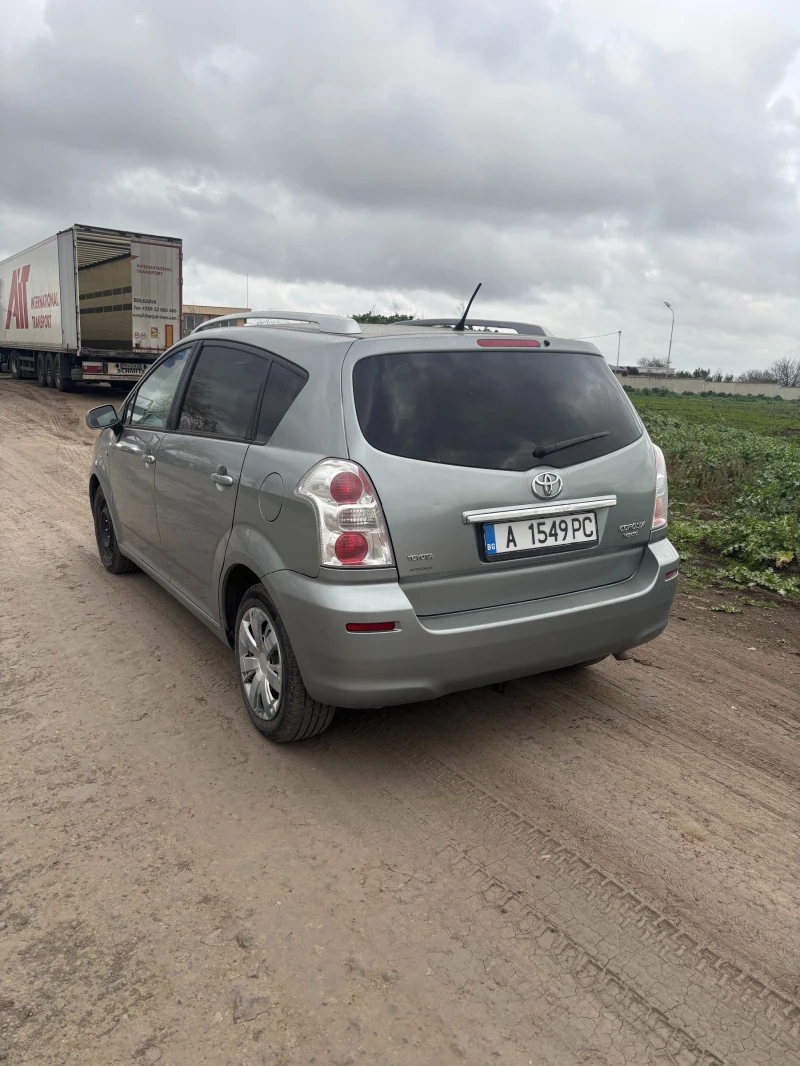 Toyota Corolla verso 1.8/LPG, снимка 6 - Автомобили и джипове - 52745036