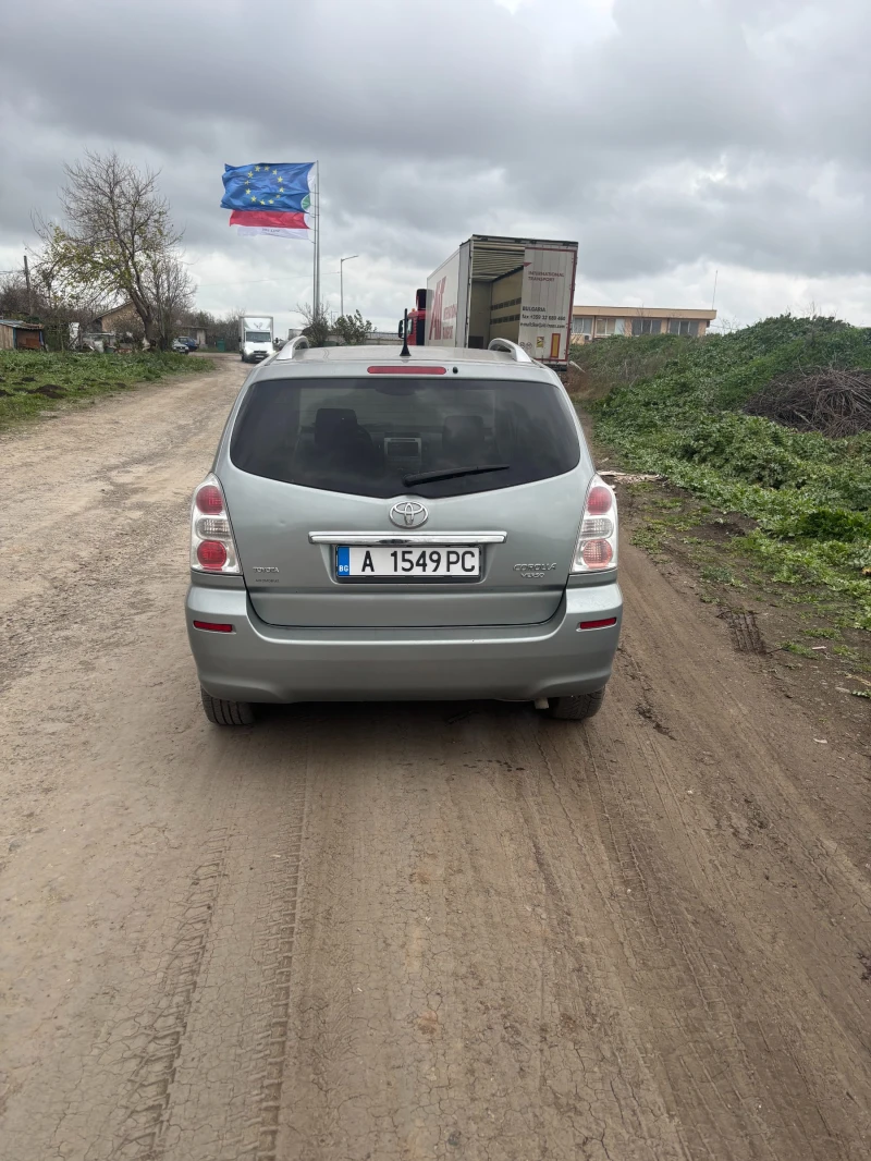 Toyota Corolla verso 1.8/LPG, снимка 4 - Автомобили и джипове - 52745036