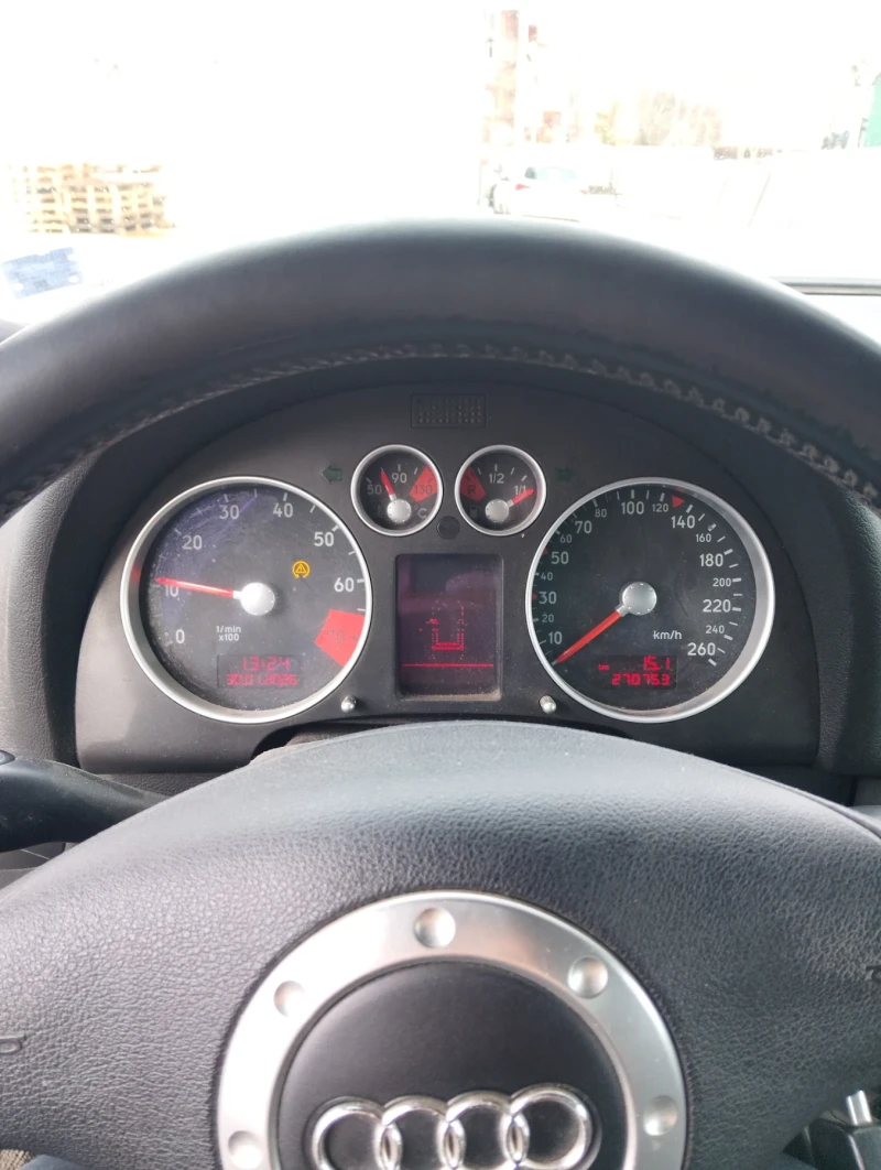 Audi Tt 1.8 T, снимка 8 - Автомобили и джипове - 53284196