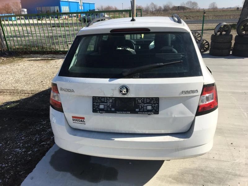 Skoda Fabia Skoda Fabia 1.0 бензин/газ BRC в ГАРАНЦИЯ, снимка 5 - Автомобили и джипове - 31754113