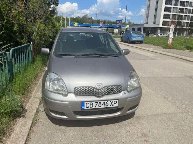 Toyota Yaris  - изображение 2