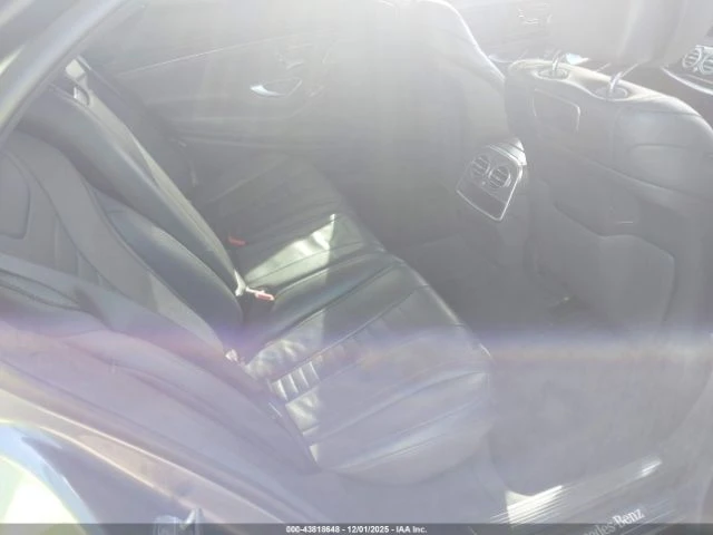Mercedes-Benz S 560 4matic* DISTRONIC* ОБДУХВАНЕ* МАСАЖ* Burmester* SO, снимка 10 - Автомобили и джипове - 53236104