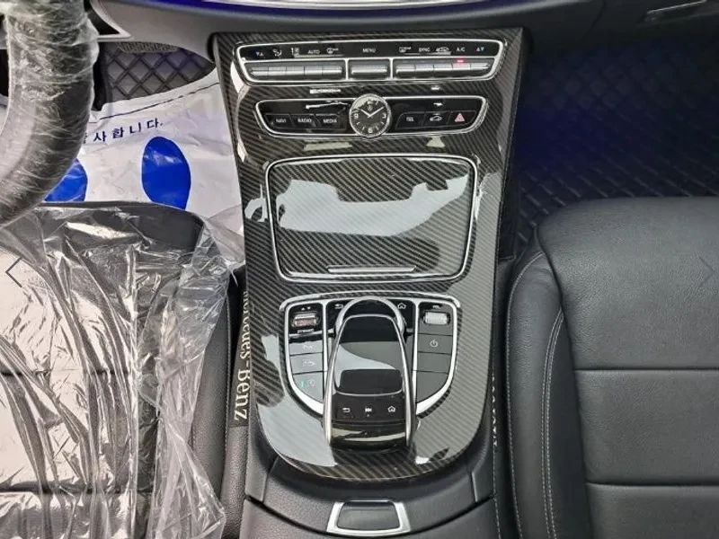 Mercedes-Benz E 200 Avantgarde, снимка 14 - Автомобили и джипове - 55830282