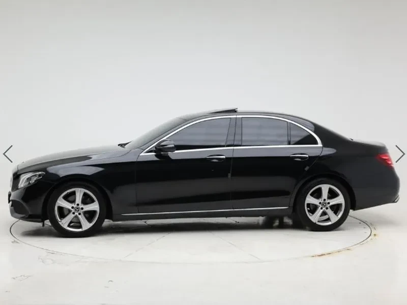 Mercedes-Benz E 200 Avantgarde, снимка 3 - Автомобили и джипове - 55830282