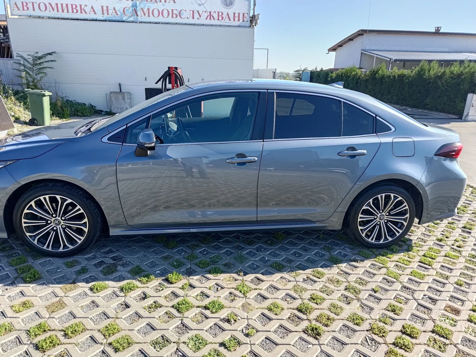 Toyota Corolla 1.6 (2019) - изображение 8