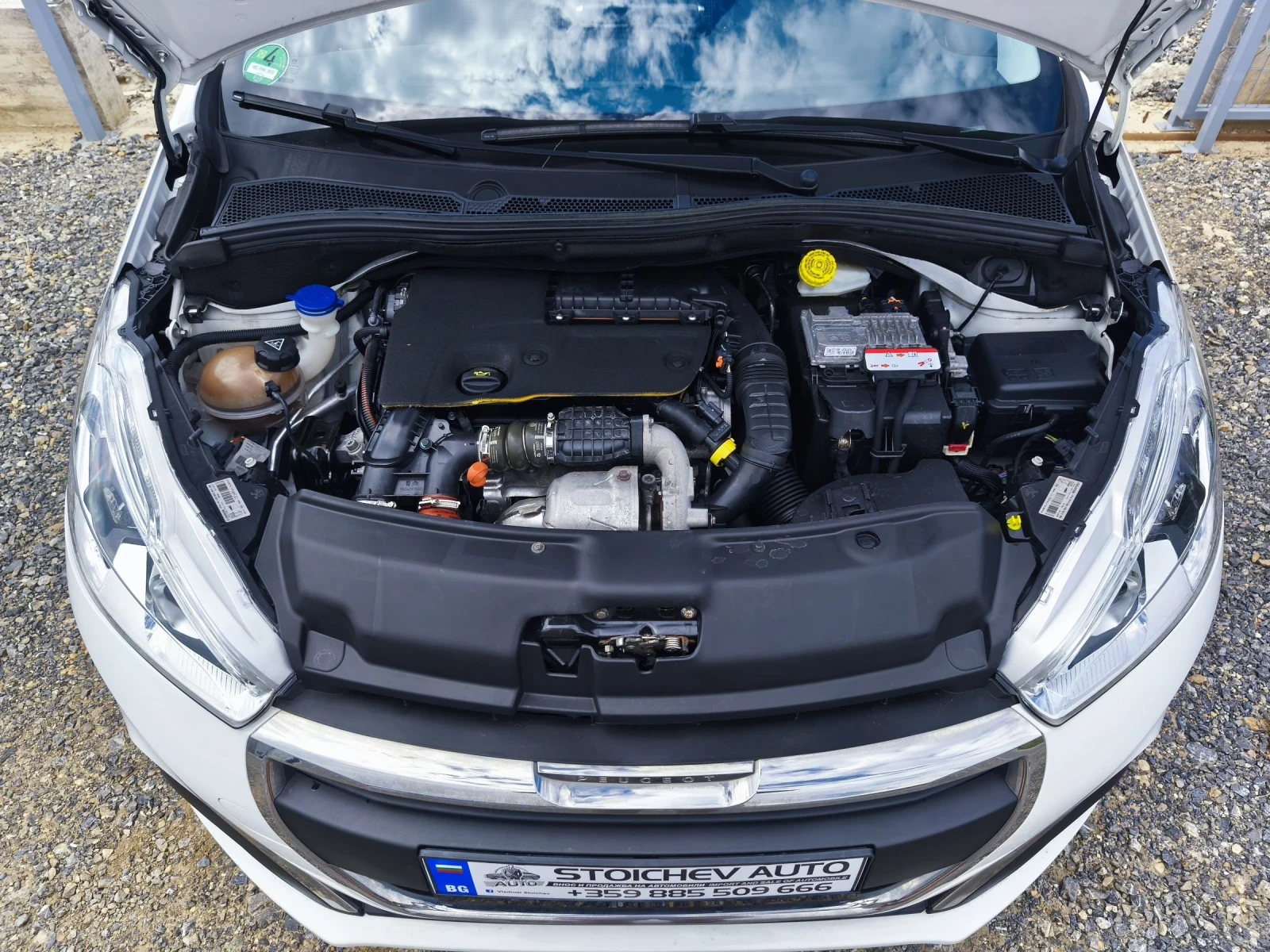 Peugeot 208 Allure 120hp Panorama  - изображение 9