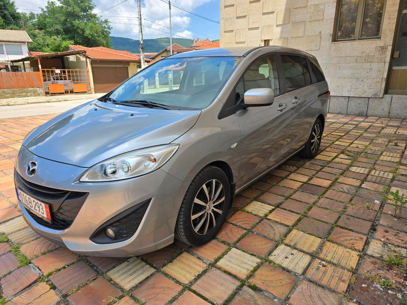 Mazda 5 1.6 - изображение 2