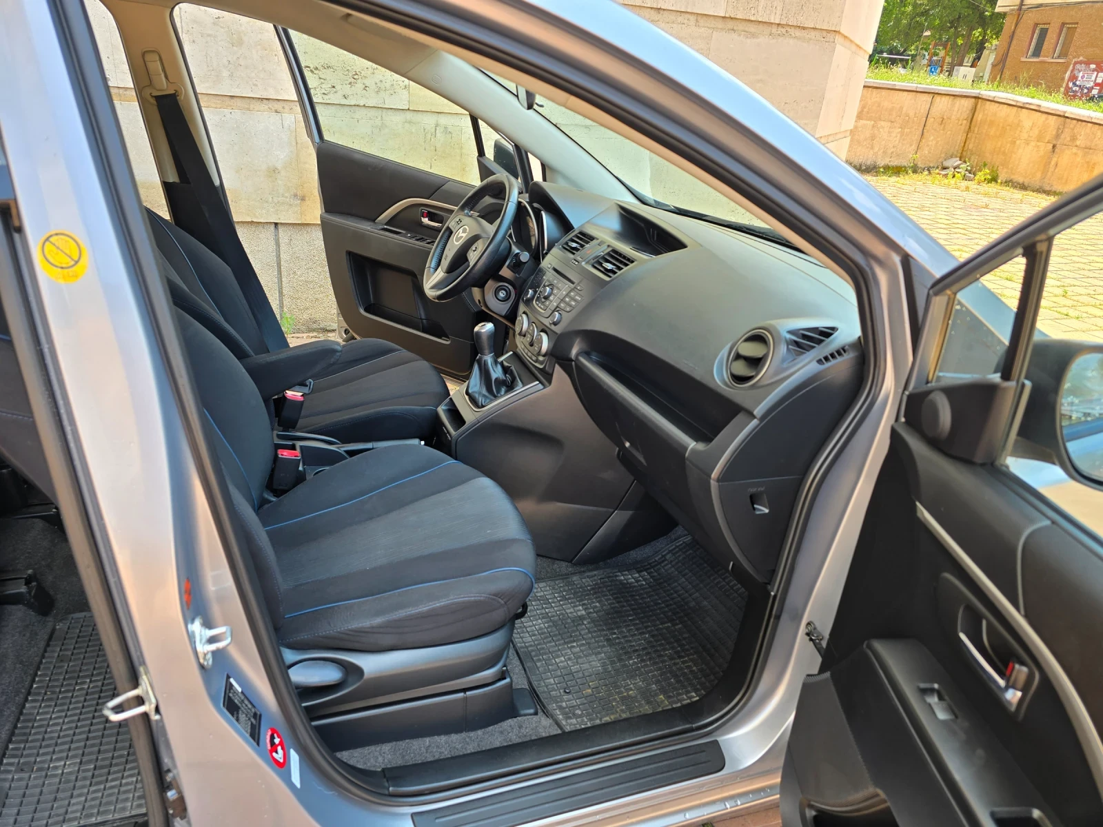 Mazda 5 1.6 - изображение 6