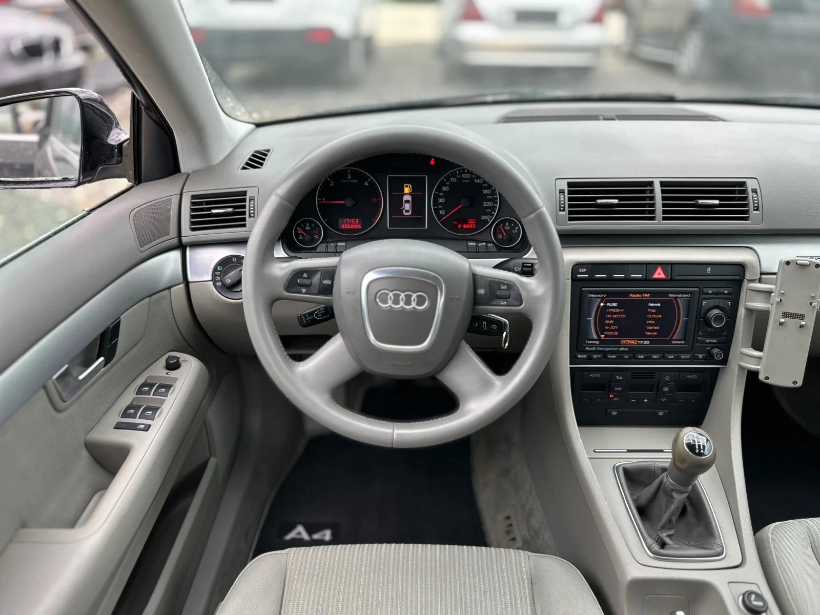 Audi A4 QUATTRO / 8V BPW / МУЛТИМЕДИЯ / ИТАЛИЯ - изображение 9