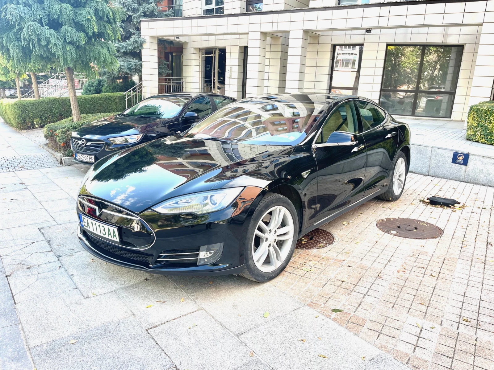Tesla Model S | Mobile.bg   15