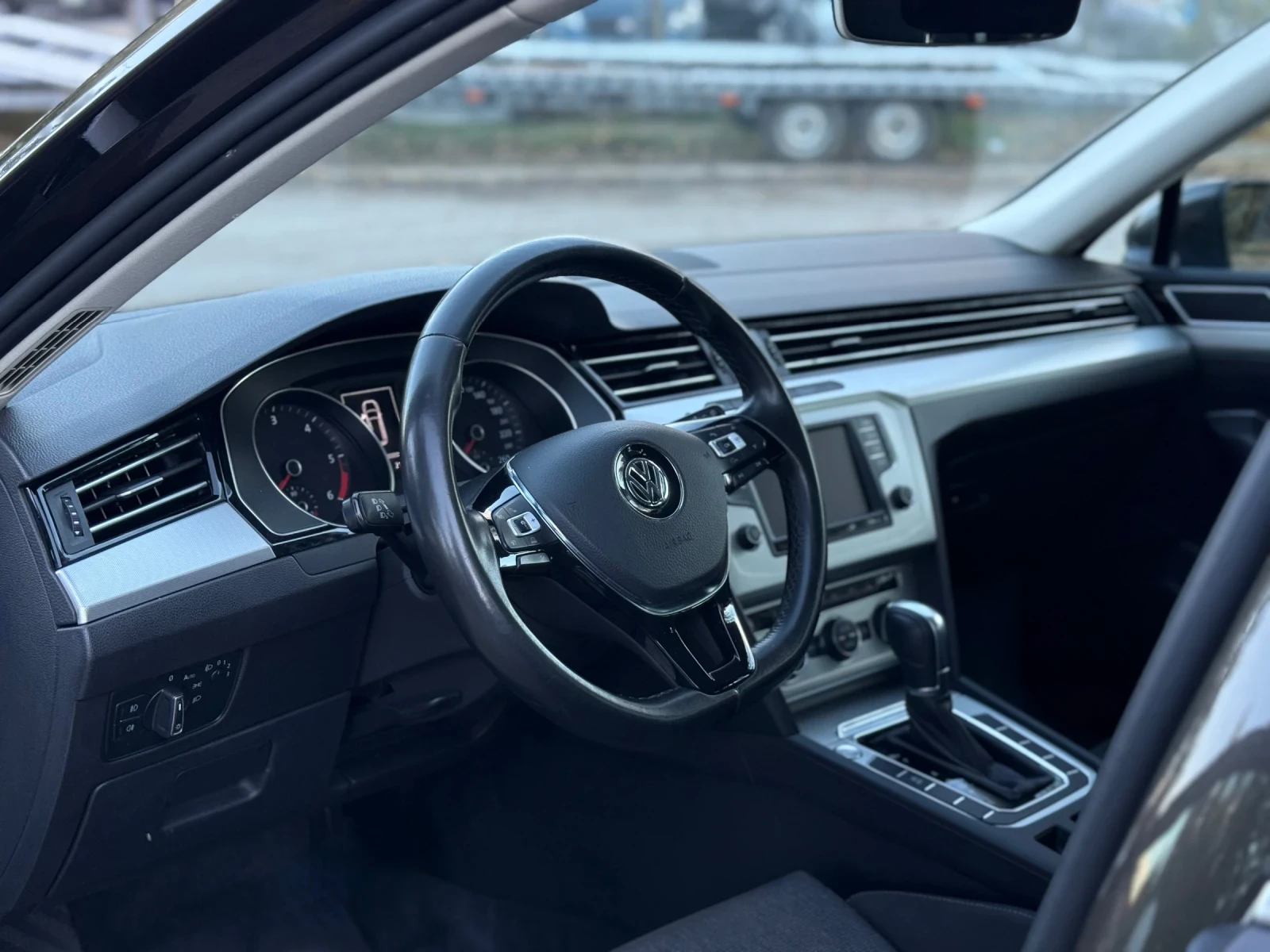 VW Passat 2.0TDI AUTOMATIC DISTRONIK MASSAGE  | Mobile.bg   5