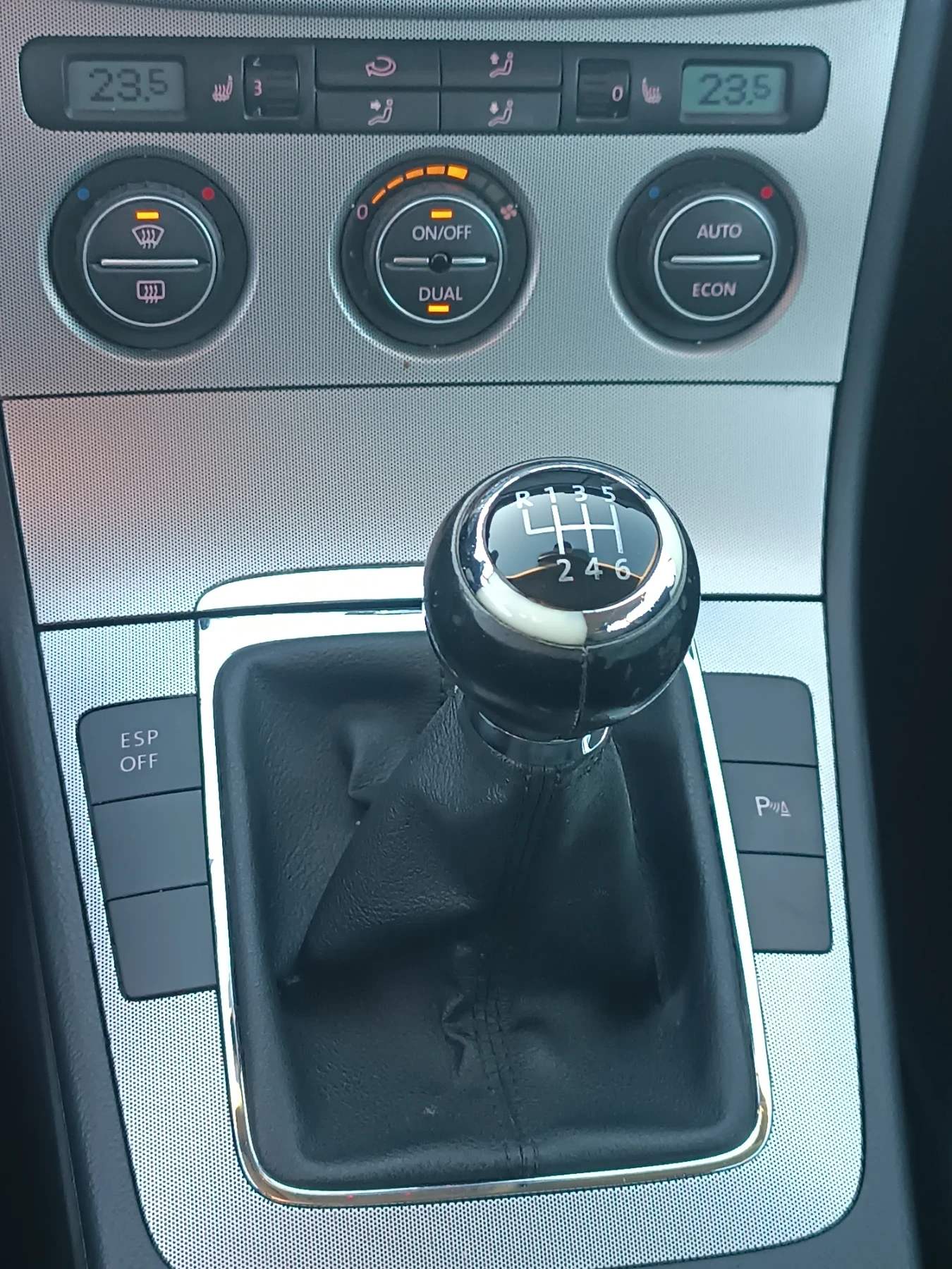 VW Passat 2, 0 TDi, NAVI, LUX,   | Mobile.bg   6