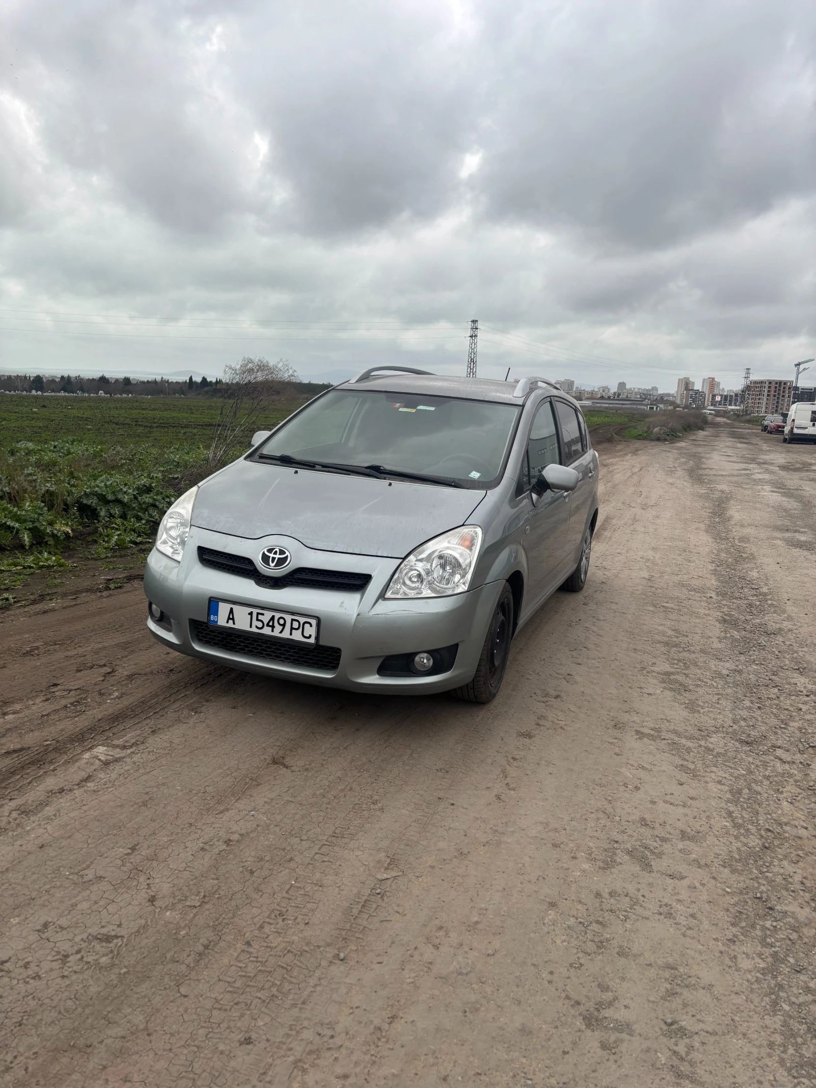 Toyota Corolla verso 1.8/LPG - изображение 2