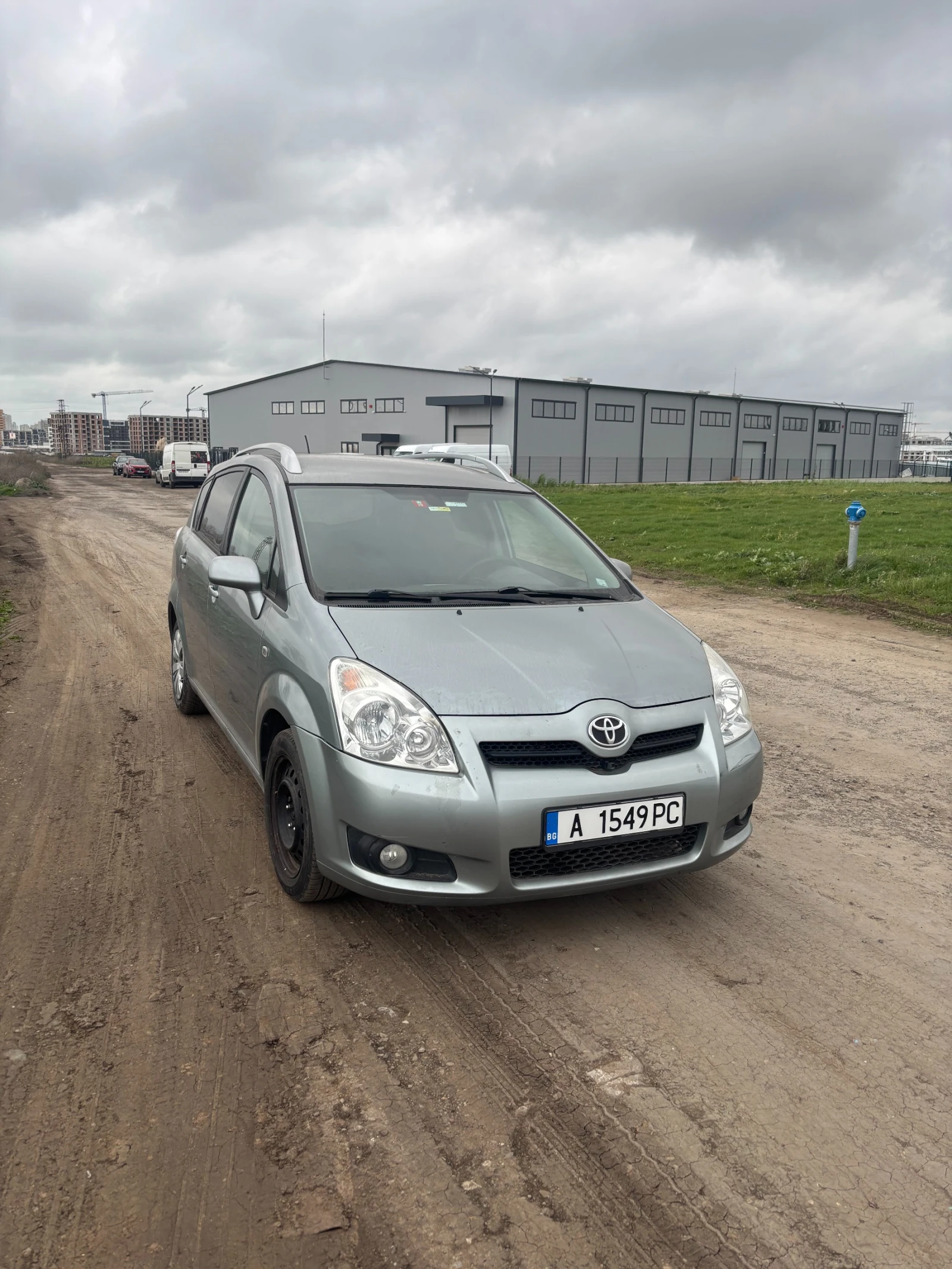 Toyota Corolla verso 1.8/LPG - изображение 3
