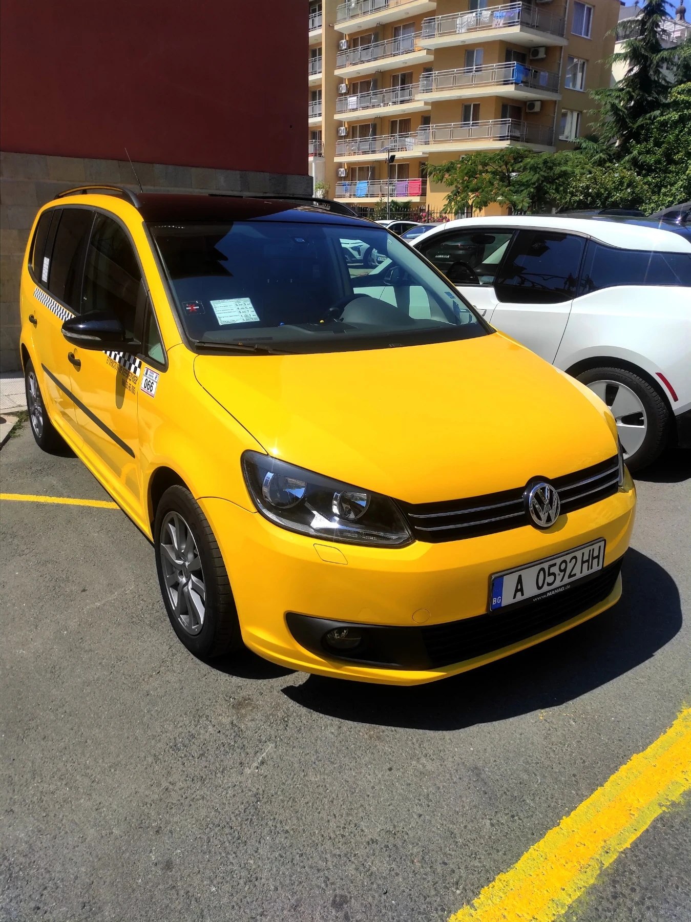 VW Touran 2.0 TDI DSG - изображение 5