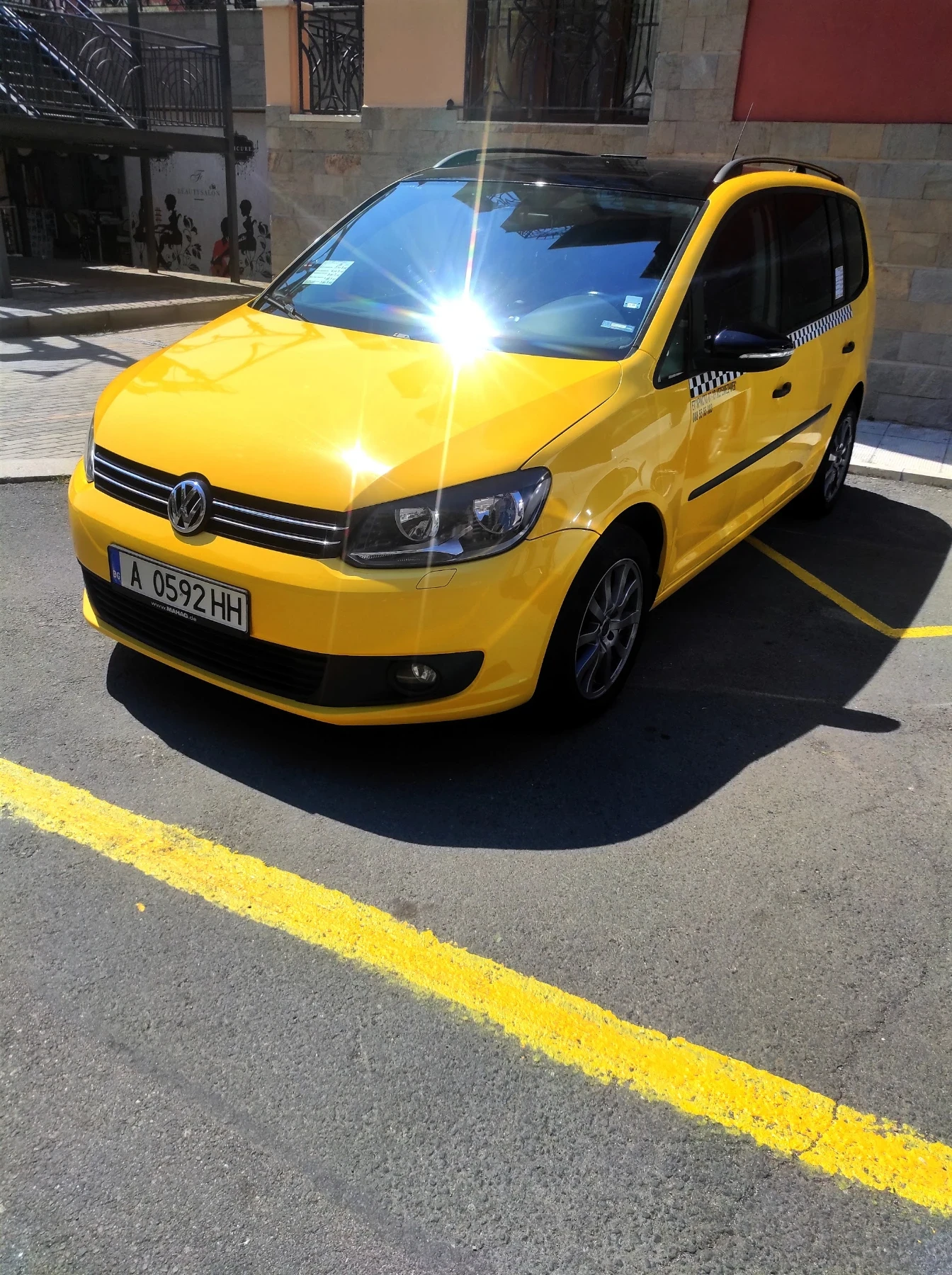 VW Touran 2.0 TDI DSG - изображение 9