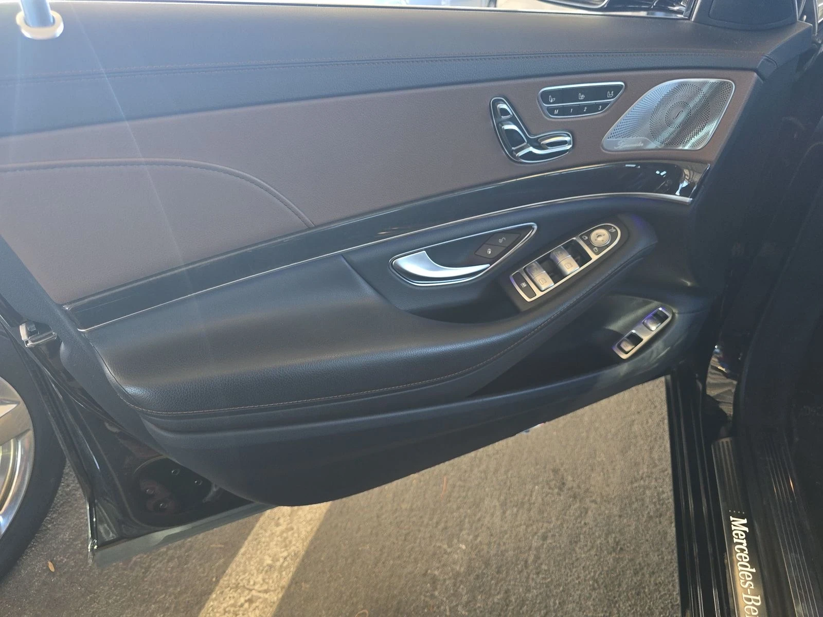 Mercedes-Benz S 550 e | Plug- In Hybrid | ДВА КЛЮЧА | 360 КАМЕРИ - изображение 7