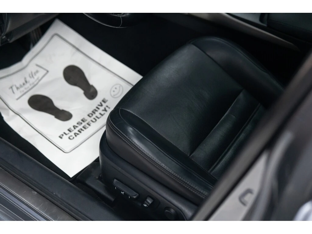 Lexus IS 300 AWD * * CARFAX * * ���� ������ * *  | Mobile.bg � ����������� 15