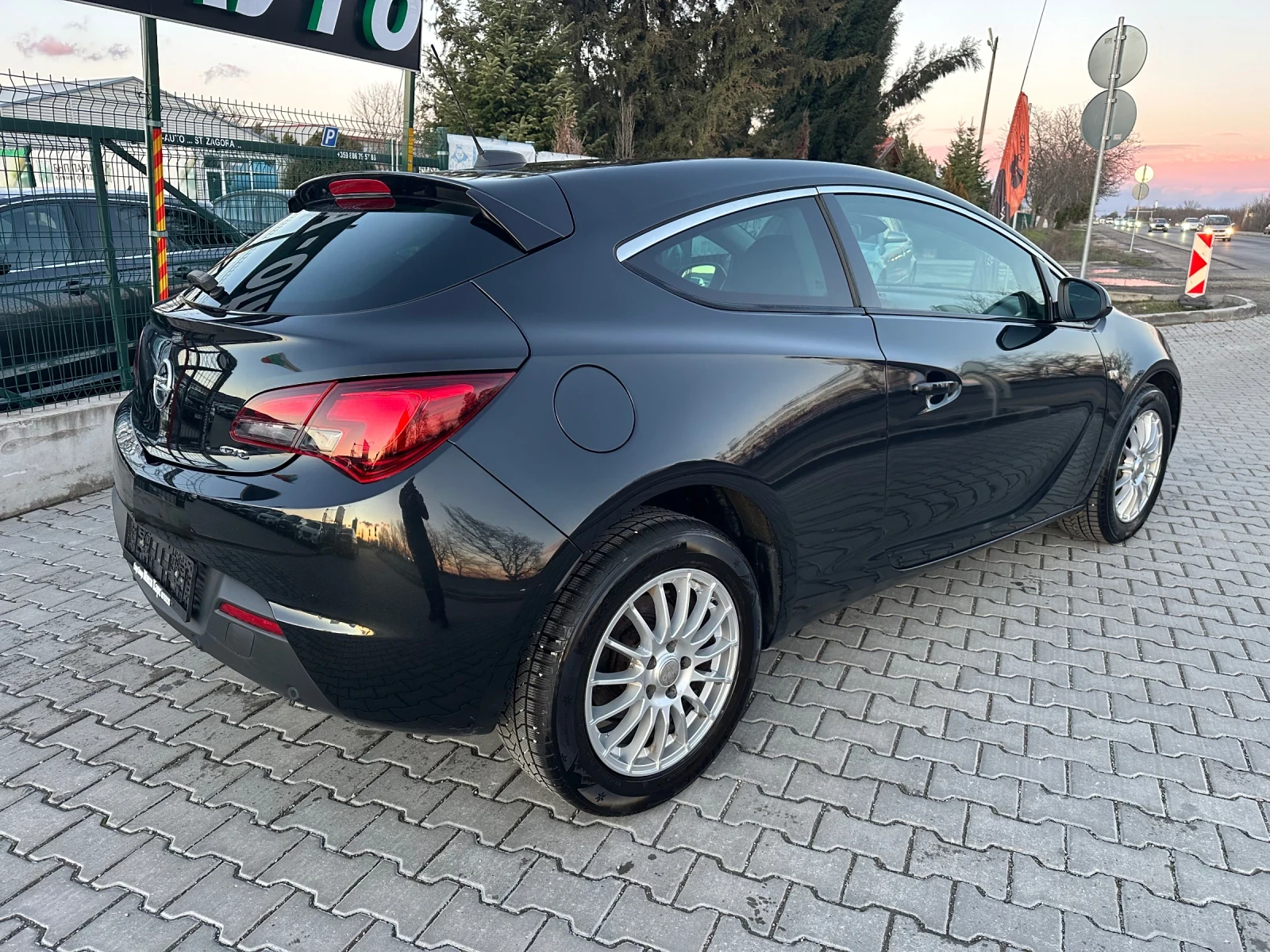 Opel Astra 1.4i GTC ��� ������ ����������  6 ��������  | Mobile.bg � ����������� 5